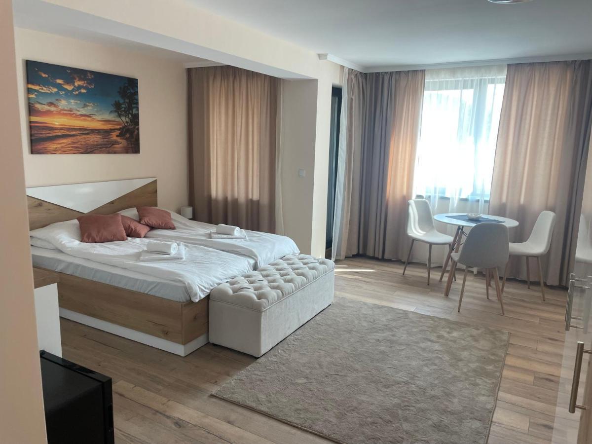 Teddy Apartment Veliko Turnovo Bagian luar foto