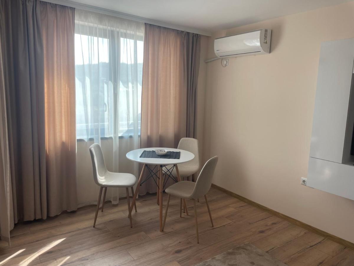 Teddy Apartment Veliko Turnovo Bagian luar foto